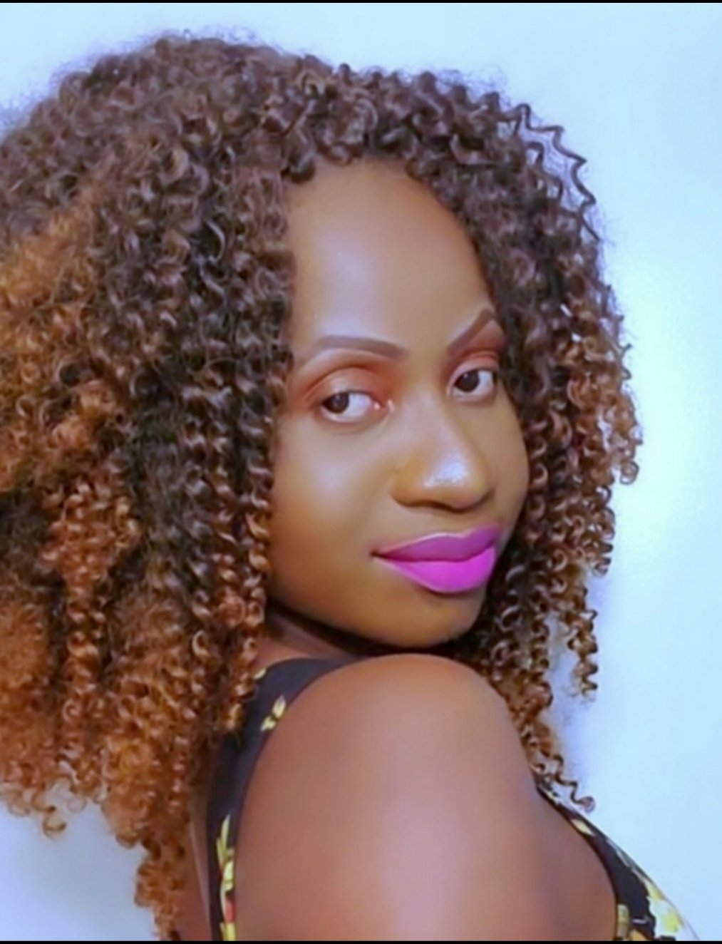 Kalibala Velvet - Matte lipstick